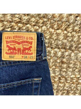 Levi's 550 Relaxed Fit Tapered Leg Blue Denim Jeans Mens W38 L29 100% Cotton